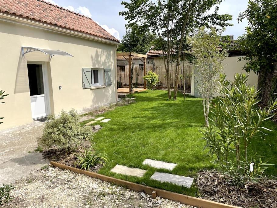Petite Maison Avec Jardin Au Calme Floirac  Esterno foto