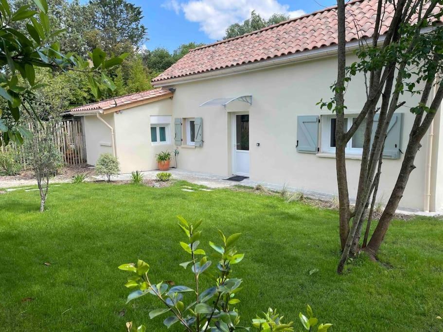 Petite Maison Avec Jardin Au Calme Floirac  Esterno foto